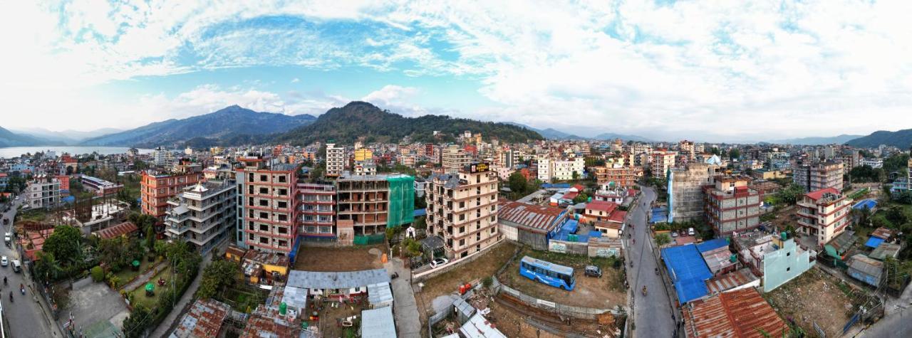 Kumari Star Inn ポカラ エクステリア 写真