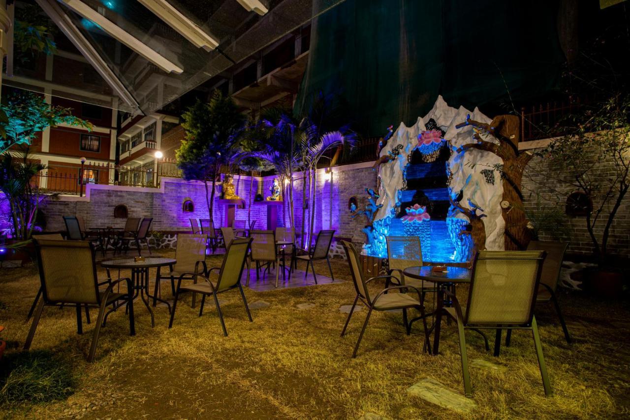 Kumari Star Inn ポカラ エクステリア 写真