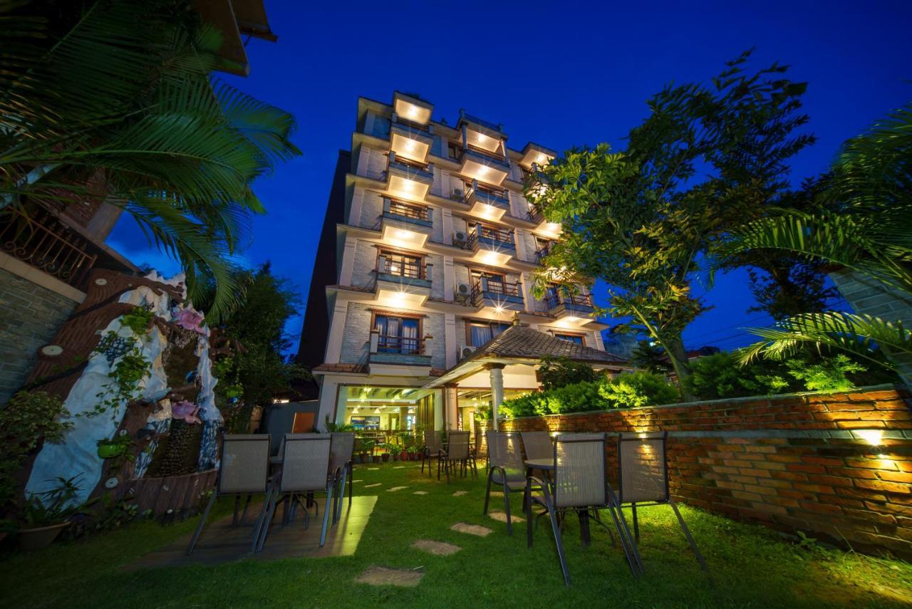 Kumari Star Inn ポカラ エクステリア 写真