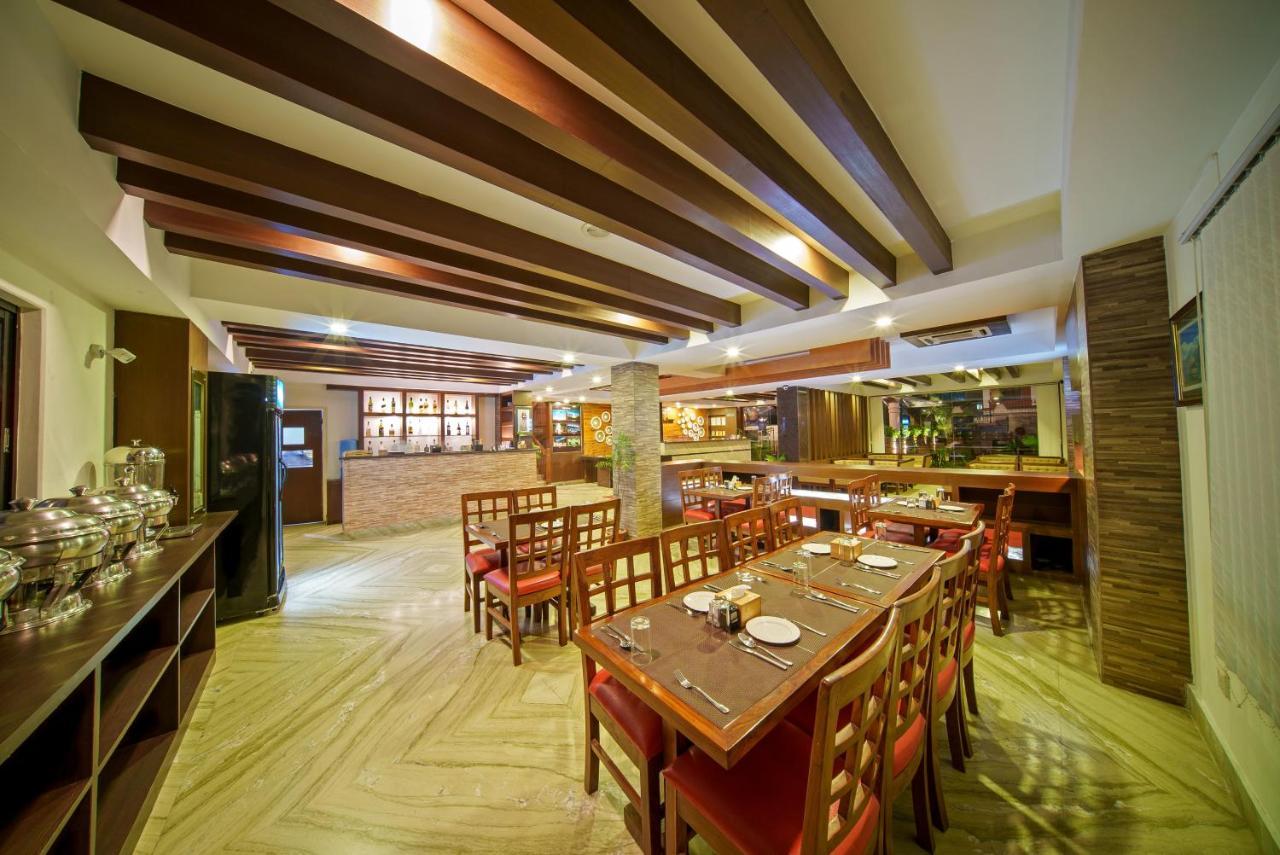 Kumari Star Inn ポカラ エクステリア 写真