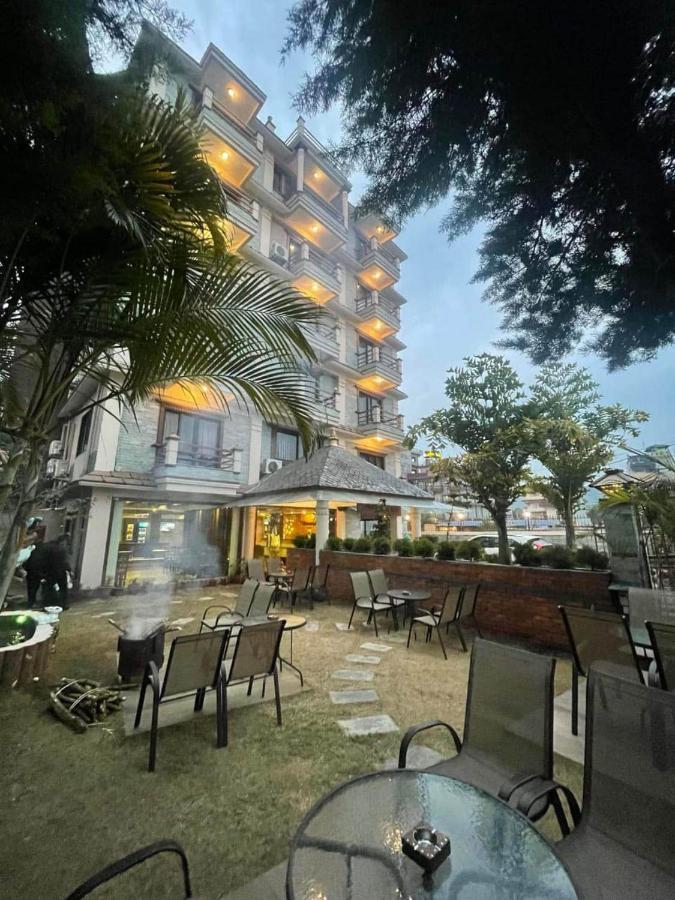 Kumari Star Inn ポカラ エクステリア 写真
